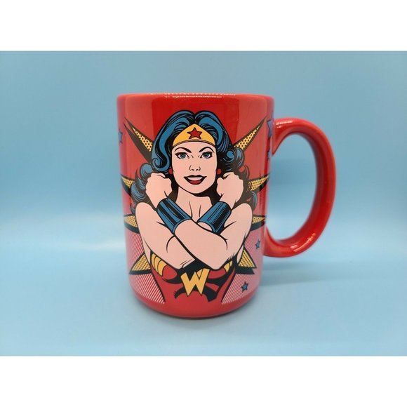 Wonder Woman Coffee Mug Cup 18 Oz Zak! Designs DC Comics Strongest Woman Alive - Picture 1 of 6